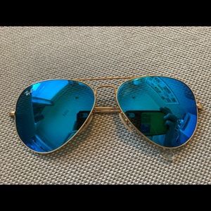 Ray Ban Aviator Flash Lenses in Blue.